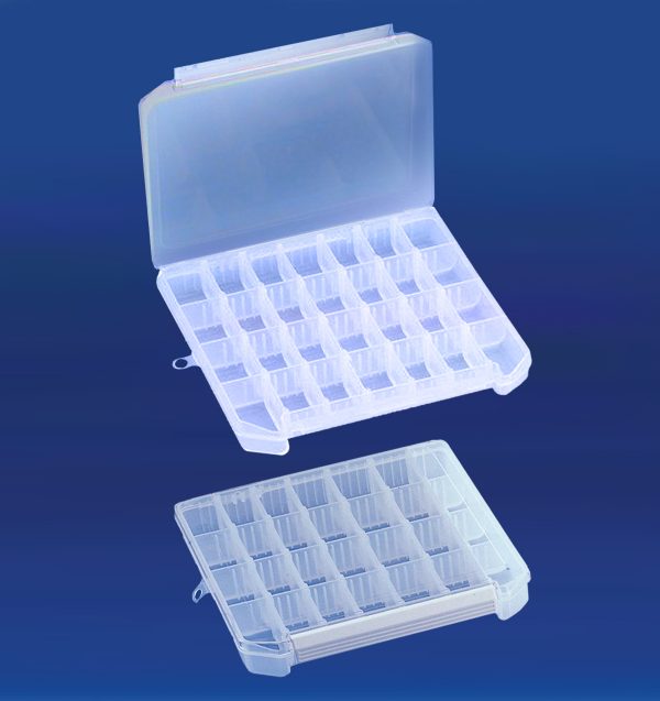 Meiho C800ND 8" x 6" Shallow by Angler Sport Group with clear compartments for organizing fly tying and fishing gear accessories
