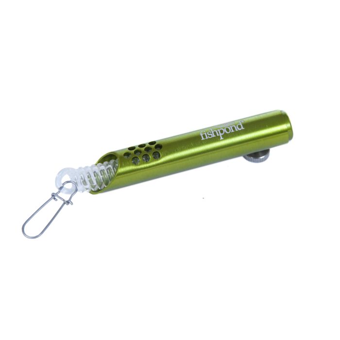 Fishpond 360 Swivel Retractor by Fish Pond with secure spring clip for easy access on guided fly fishing trips